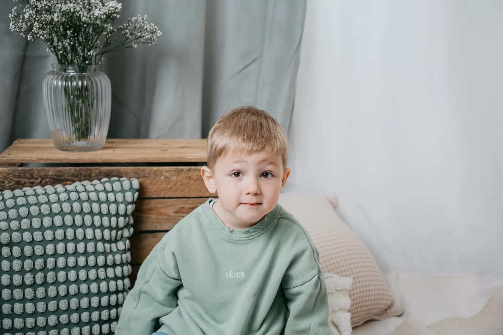 Kinderfotografie – Kind beim Fototag in der Kita